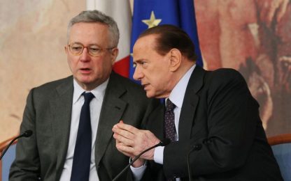 Galan contro Tremonti, Berlusconi lo difende