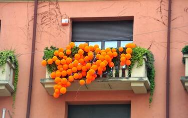 milano_pisapia_arancione_fotogramma