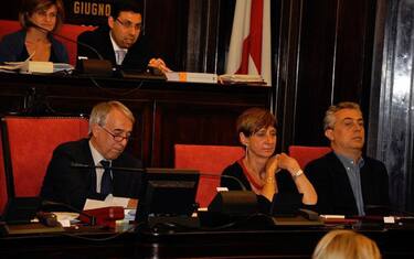 milano_pisapia_primo_consiglio_comunale_facebook_05