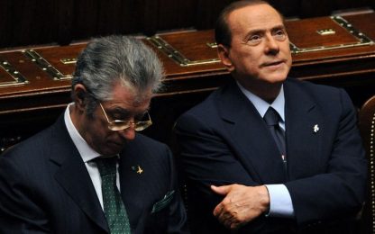Berlusconi: "Una follia la crisi". Bossi: "Nulla è scontato"