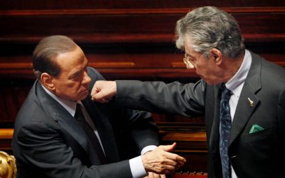 Bossi: "Berlusconi faccia un passo di lato: Alfano premier"