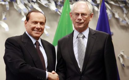 Berlusconi: "Criticano la manovra per far cadere il governo"