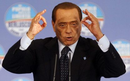 Berlusconi: "Gli italiani sono benestanti". VIDEO