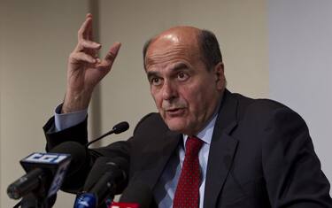 Bersani a Monti: "I tecnici a rischio come i politici"