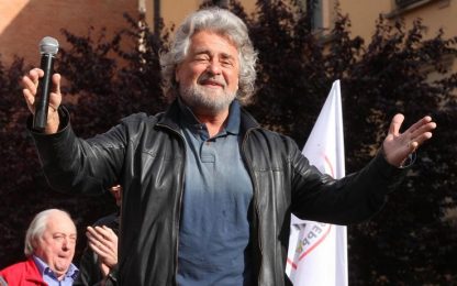 Grillo: "Bomba o non bomba, arriveremo a Roma"