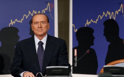 Berlusconi: "Non mi ricandido. Moderati con Monti premier"