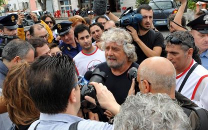 Legge elettorale, Grillo: “Il premio al 42,5% è un golpe”