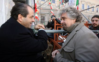 Italia dei Valori nel caos: spunta l'asse Di Pietro-Grillo