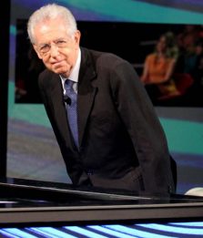 Monti: "Rifletterò sul mio contributo" nel futuro