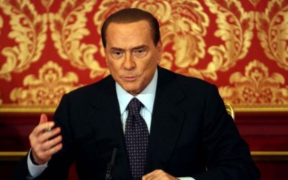 Berlusconi: "Bisogna cambiare tutto"