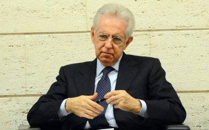 Monti: "Bisogna diminuire la pressione fiscale"