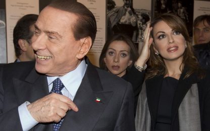 Berlusconi: "Tangenti all'estero esistono, no moralismi"
