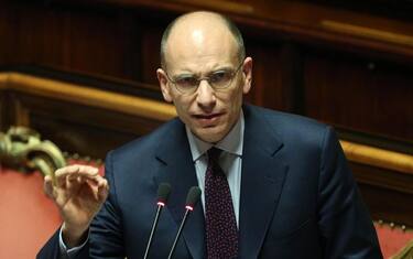 Partiti, in 3 anni stop a finanziamenti. Grillo: una truffa