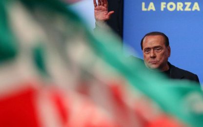 Berlusconi: "In piazza contro decadenza. E' solo l'inizio"