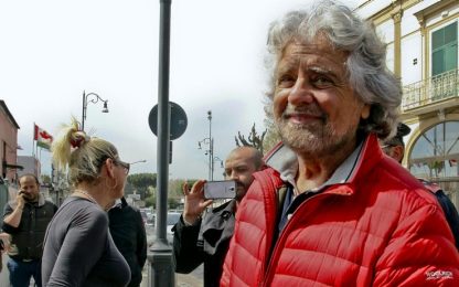 Europee, Grillo: "Vinciamo noi senza ombra di dubbio". VIDEO