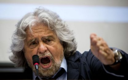 Grillo: "Equitalia va abolita, è una questione di giustizia"