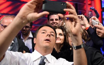 Renzi: "80 euro anche alle neo mamme, dal 2015 per 3 anni"