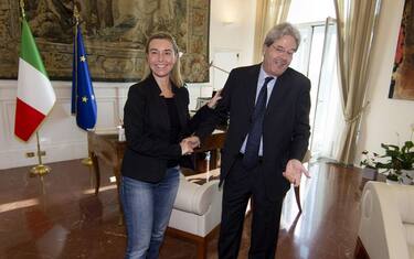 Gentiloni: "Ai due marò le mie prime telefonate da ministro"