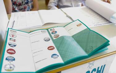 Candidati unici e prima volta alle urne: curiosità dai seggi