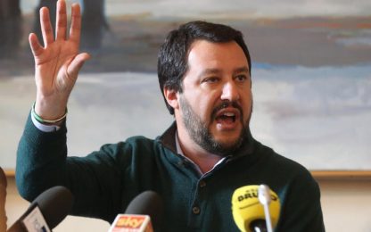 Salvini: chi deve scusarsi è Mattarella, che non difende gli italiani