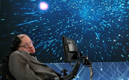 Hawking: "L'umanità non sopravviverà altri mille anni sulla Terra"