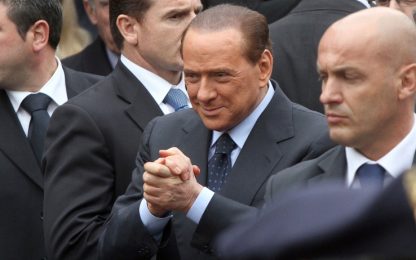 Berlusconi: "Non mi ricandido, primarie Pdl il 16 dicembre"