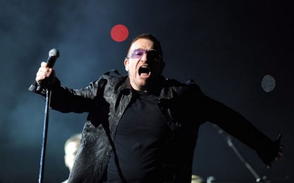 U2, Bono fa 50