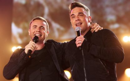 Robbie Williams e Gary Barlow di nuovo insieme sul palco