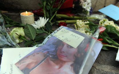 Un anno senza Amy: arriva la biografia di Winehouse