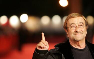Addio a Lucio Dalla, morto per un infarto