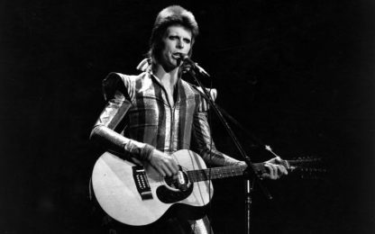 Tweet, foto e video: il ricordo di David Bowie sui social network