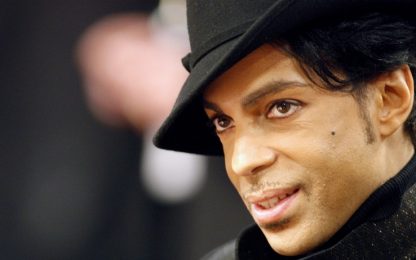 Addio Prince: tweet, foto e video. Il ricordo sui social