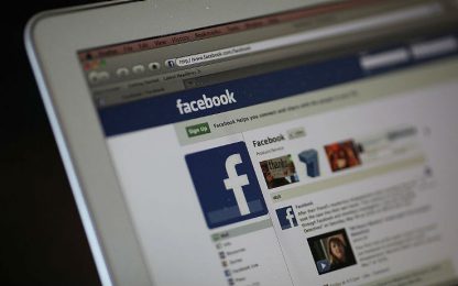 L'allarme della polizia: nuovo virus nei messaggi di Facebook