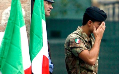 L'Italia rende omaggio ai parà morti a Kabul