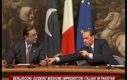 Pakistan, Berlusconi: "Zardari contro intolleranza"