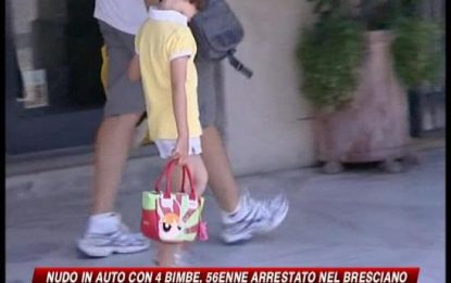 Brescia, arrestato uomo seminudo in auto con 4 bambine