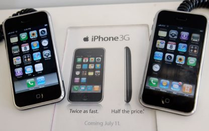 iPhone spia: Apple corre ai ripari. E Google?
