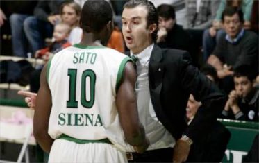 "Vogliamo vincere tutto, ma il campionato non è finito"