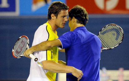 Federer piega Safin. Botte tra serbi e bosniaci