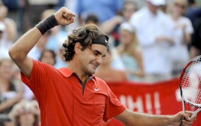 Federer e Djokovic avanzano. Ora supersfida in semifinale