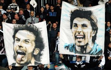 buffon_del_piero_drappi_tifosi