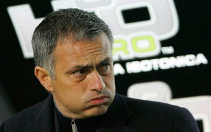 Mourinho avverte: chi scherza a Bologna non gioca col Man U