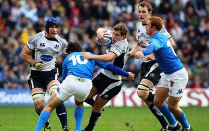 Rugby, la Scozia batte l'Italia nel Sei Nazioni