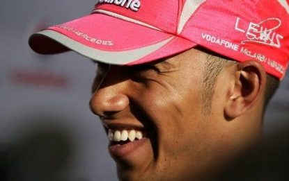 Hamilton: ''Battere la Ferrari ci dà coraggio''
