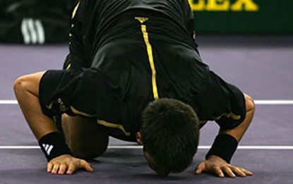 Djokovic "maestro" del 2008, trionfa a Shanghai