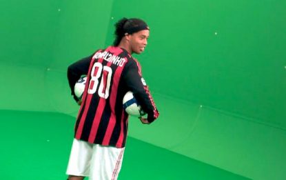 Ronaldinho negli studi di Sky. Una giornata da incorniciare