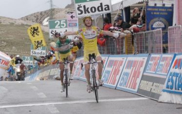 Doping, rinviata al 13 aprile l'udienza in Procura per Riccò