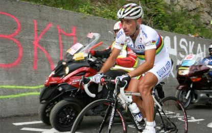 Ciclismo, Bettini nei guai: deve 11 milioni al fisco