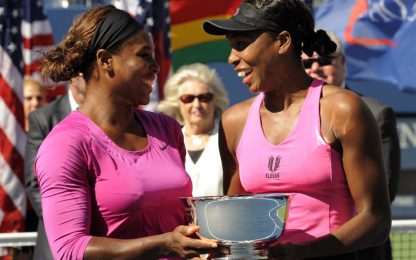 US Open. Serena vince in doppio con Venus e chiede scusa
