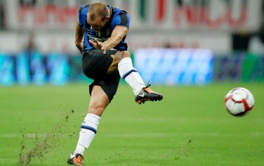 Stiramento per Sneijder: in dubbio per Barcellona